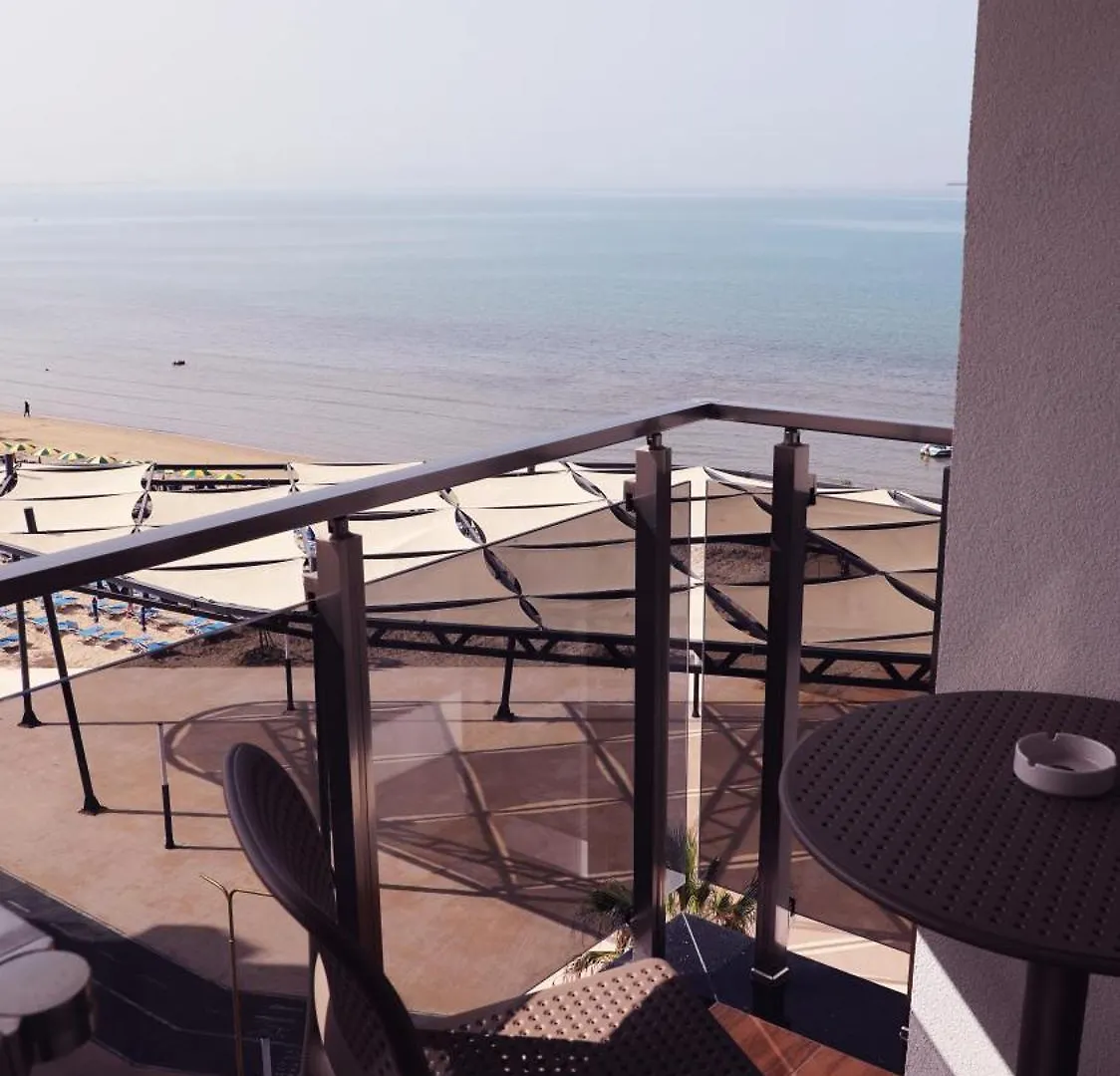 Vila One Beach Hotel Durres