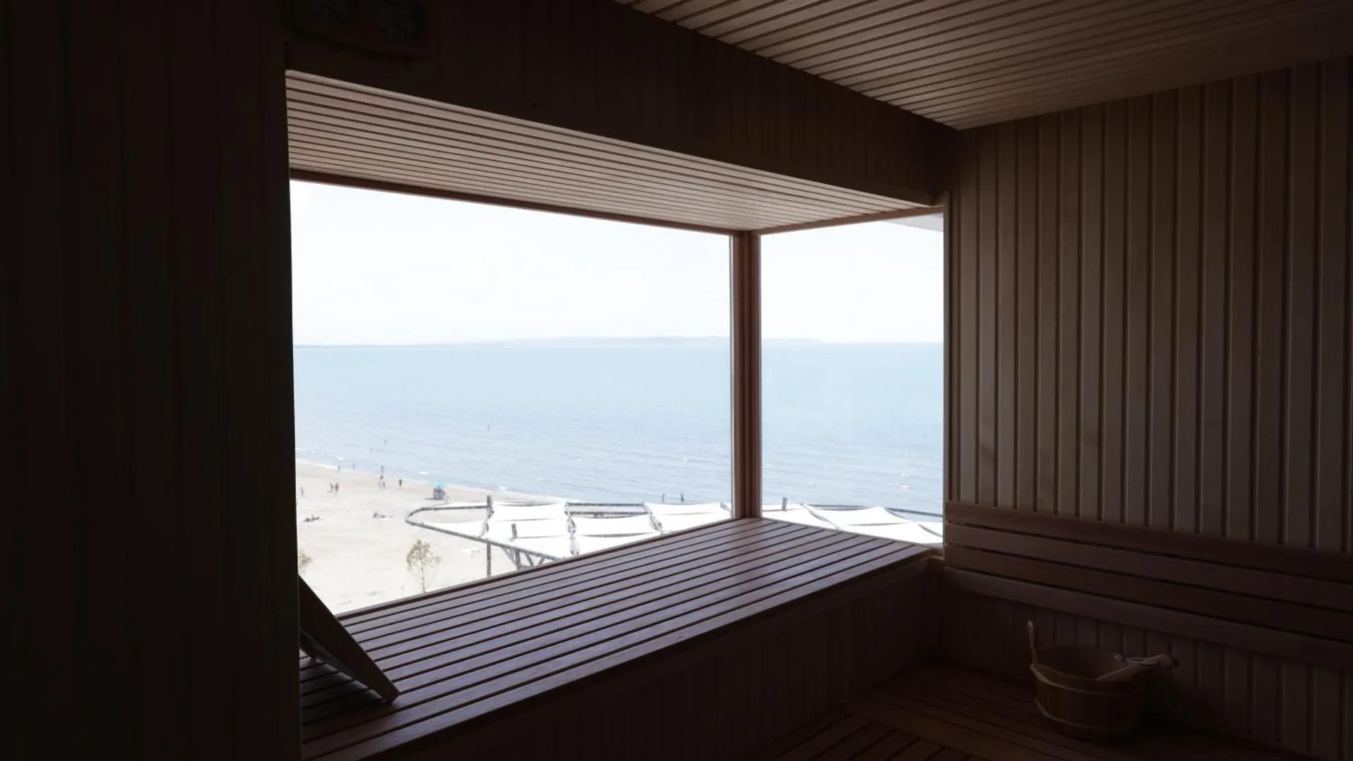 Vila One Beach Hotel Dıraç 4*,  Arnavutluk