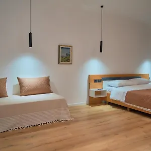 https://kalpazo-inn.hotels-in-tirana.com