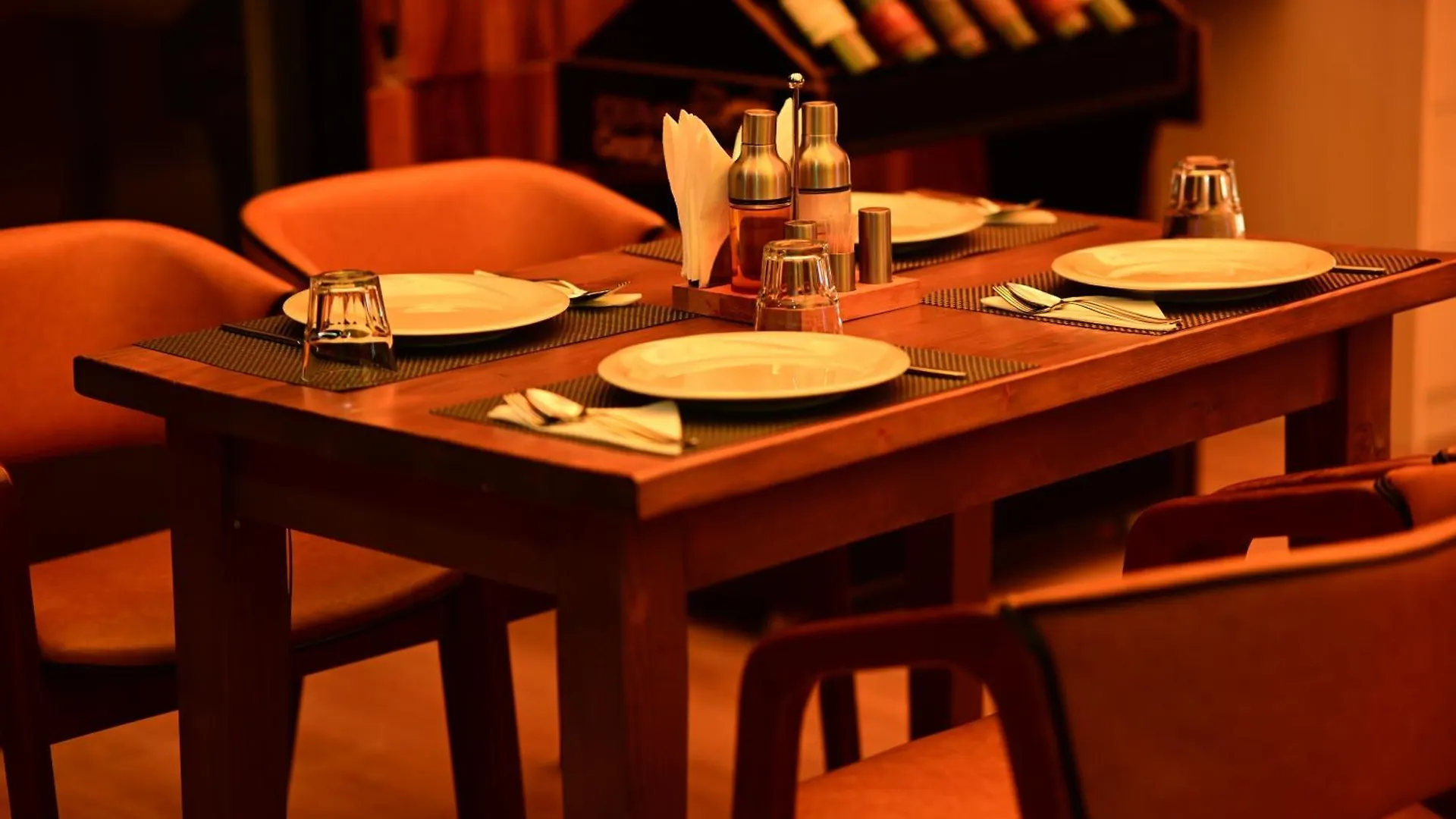 Vila One Beach Hotel Durres 4*,