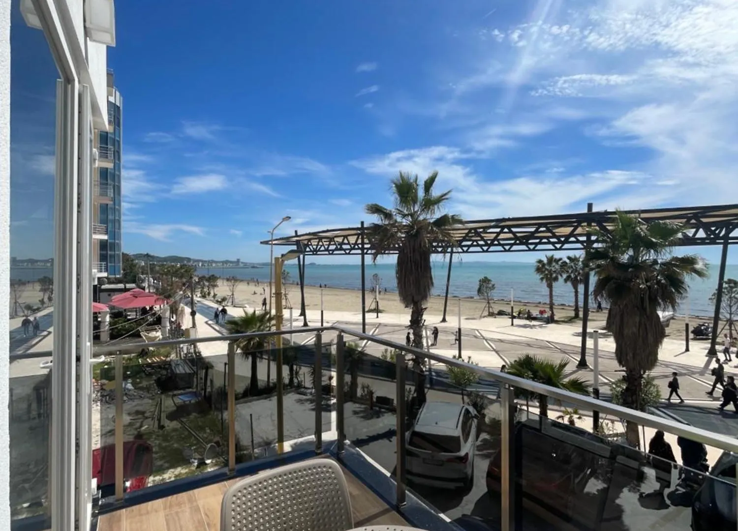 Vila One Beach Hotel Durrës 4*,
