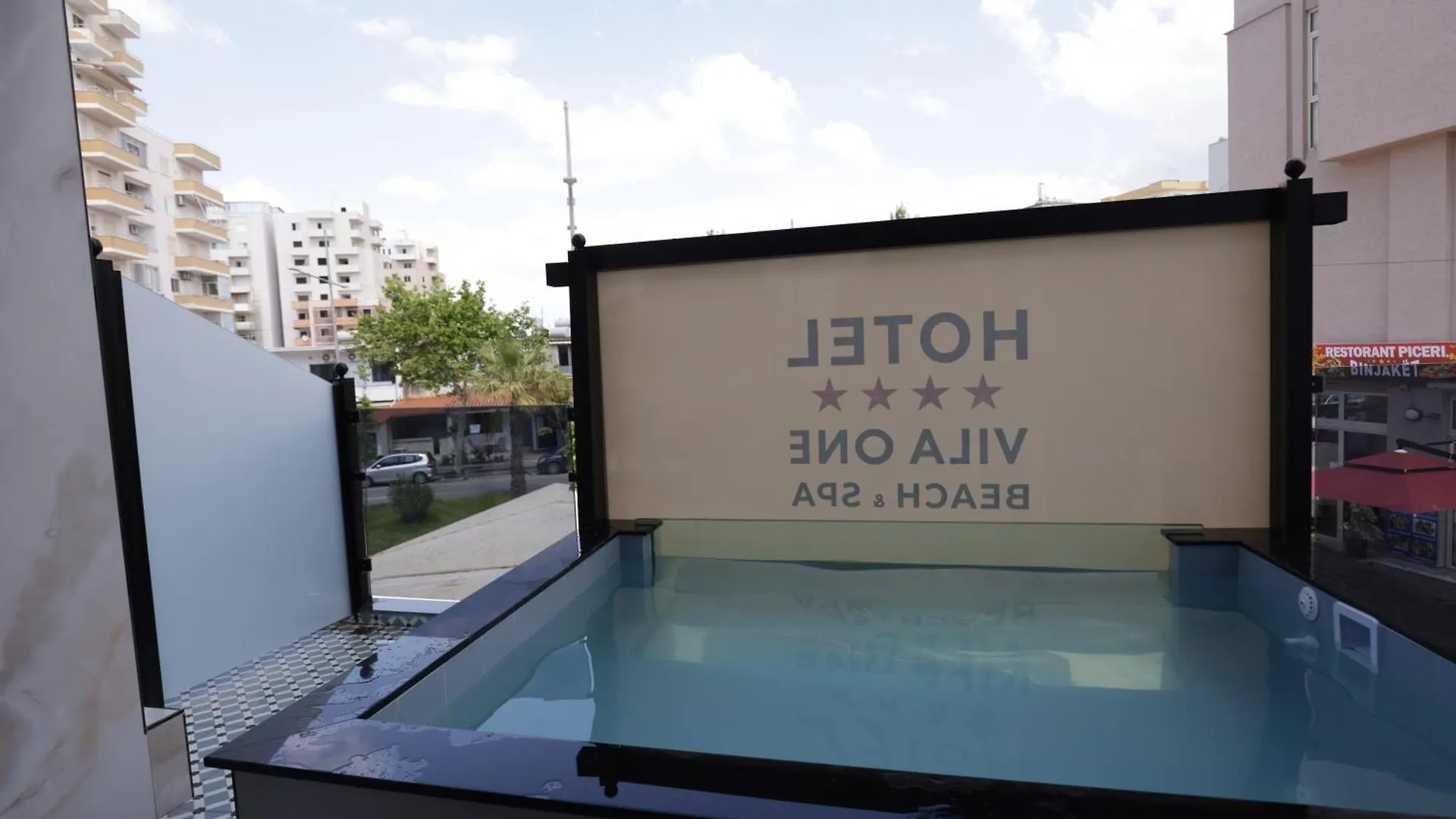 ****  Vila One Beach Hotel Durrës Albánie
